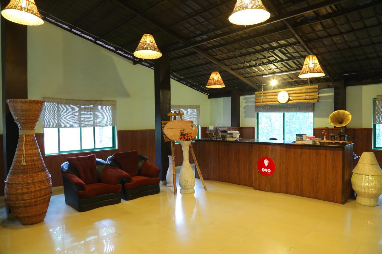 Oyo 4651 Woodpecker Resort 무나르 외부 사진